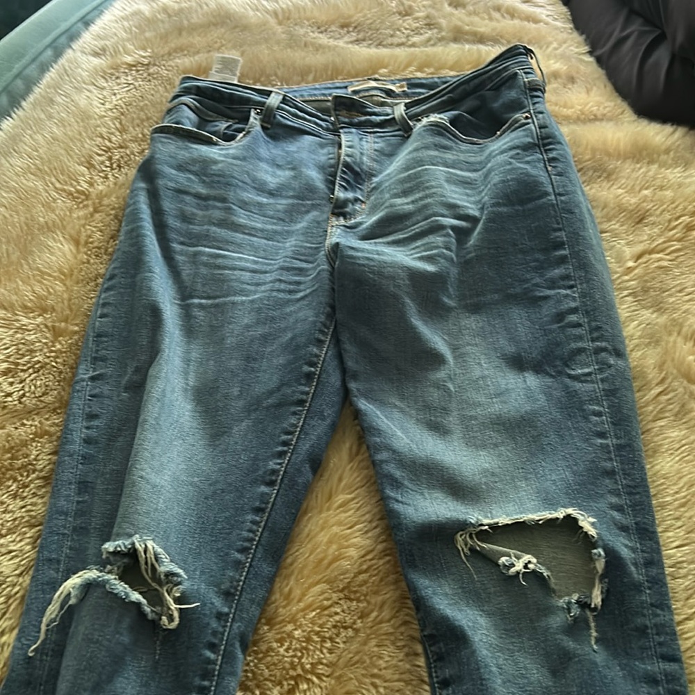 Levi’s high rise skinny jeans